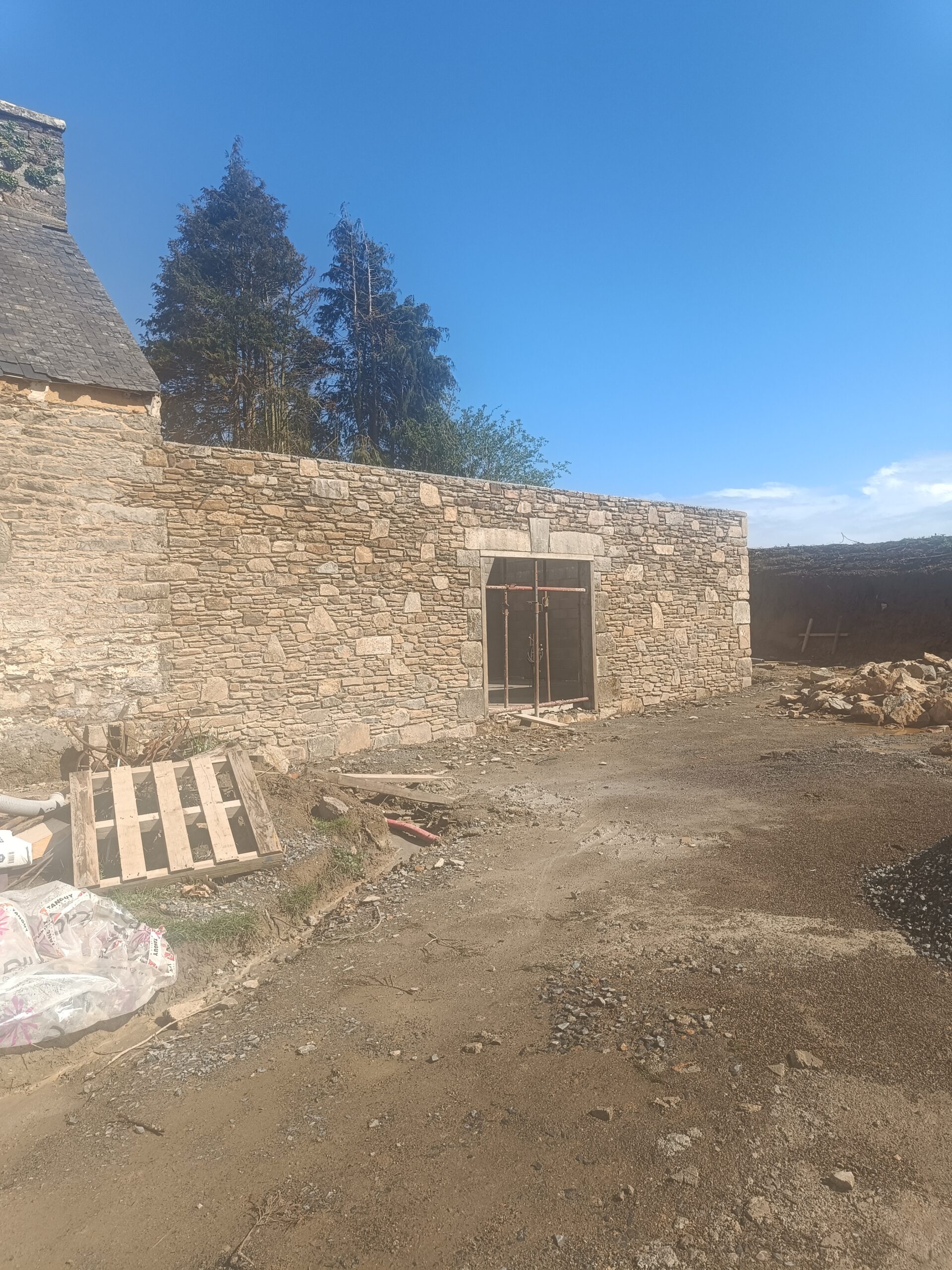 Agrandissement longère en pierre